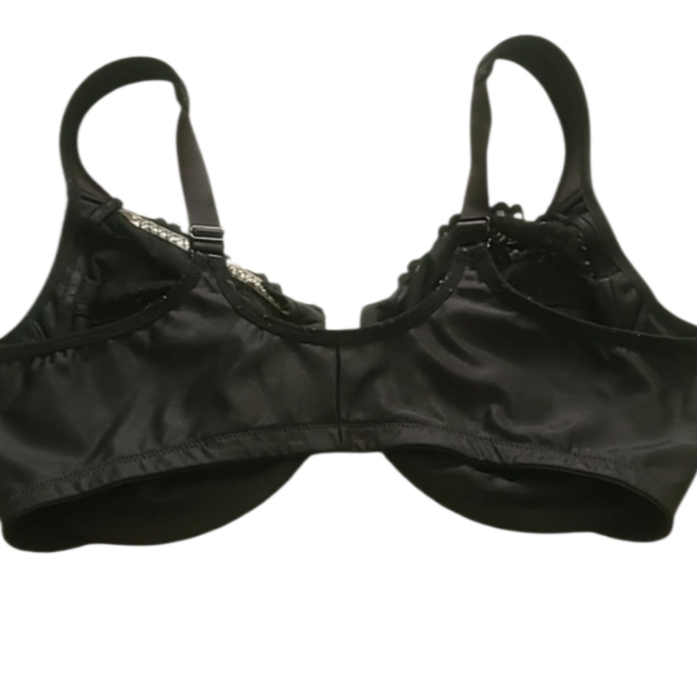Glamorise Black Lace Accent Front Close Bra